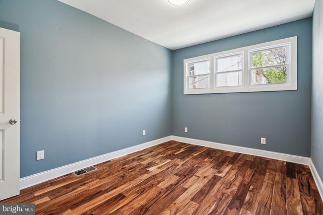 1125 S 55TH ST, Philadelphia, PA 19143