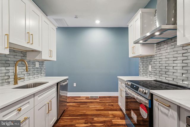 1125 S 55TH ST, Philadelphia, PA 19143