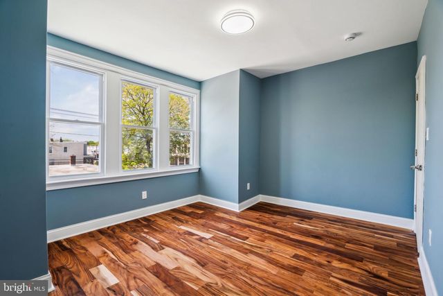 1125 S 55TH ST, Philadelphia, PA 19143