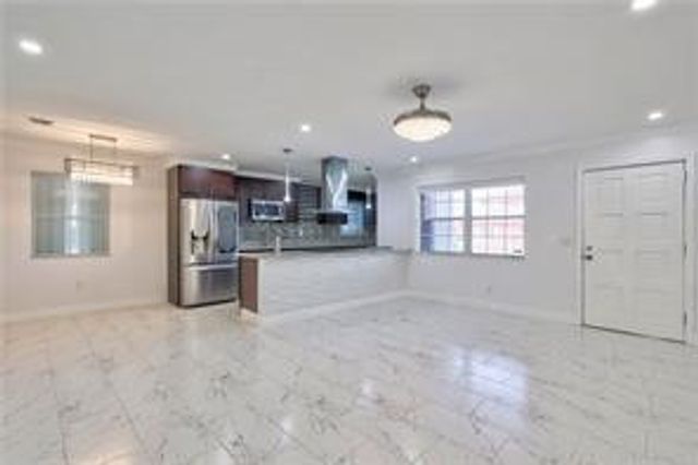 1389 W 33rd Street, Riviera Beach, FL 33404