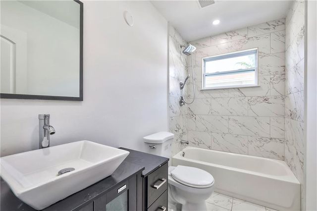 1389 W 33rd Street, Riviera Beach, FL 33404