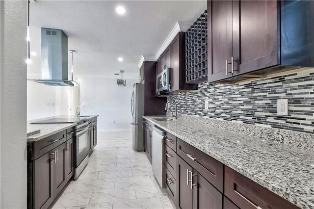 1389 W 33rd Street, Riviera Beach, FL 33404