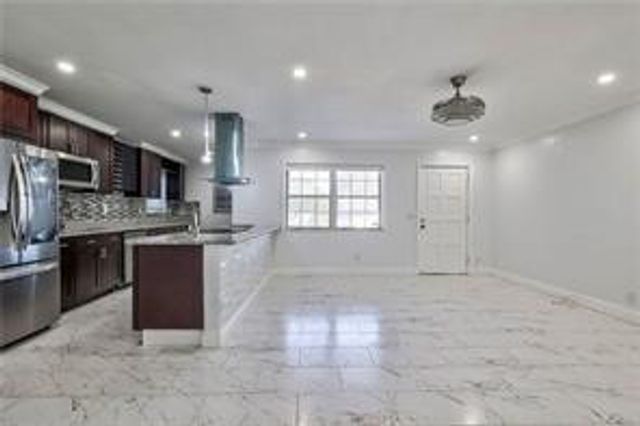 1389 W 33rd Street, Riviera Beach, FL 33404
