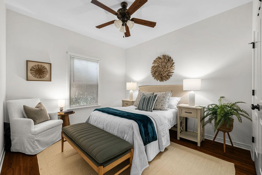 914 Nutmeg Avenue, Niceville, FL 32578