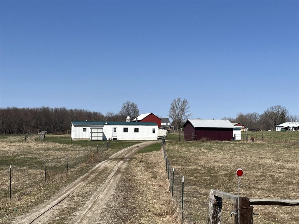 12111 Coral Road, Coral, MI 49322