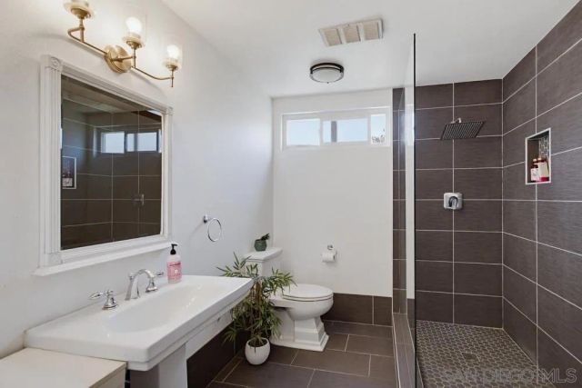 10184 Aviary Dr, San Diego, CA 92131