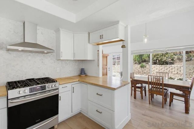 10184 Aviary Dr, San Diego, CA 92131