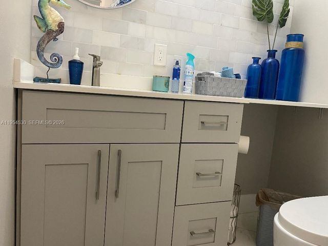 100 S Waterway Dr 401, Lake Worth, FL 33462