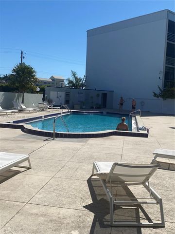 100 S Waterway Dr 401, Lake Worth, FL 33462