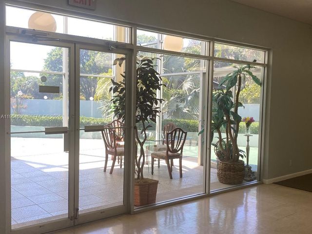 100 S Waterway Dr 401, Lake Worth, FL 33462