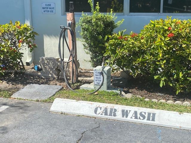 100 S Waterway Dr 401, Lake Worth, FL 33462