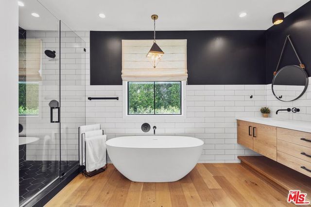 4547 Varna Avenue, Sherman Oaks, CA 91423