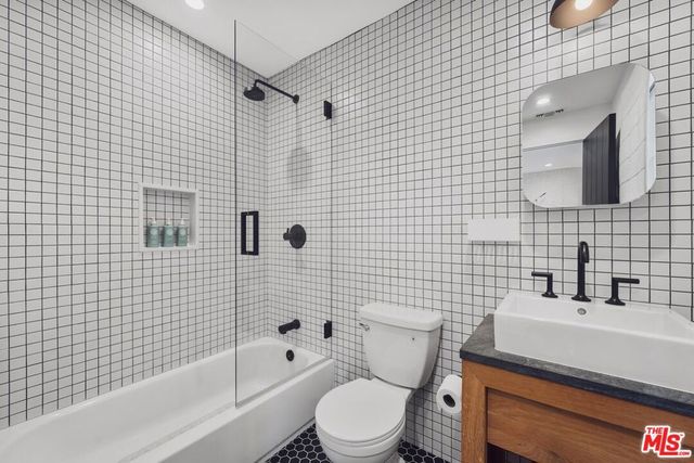 4547 Varna Avenue, Sherman Oaks, CA 91423