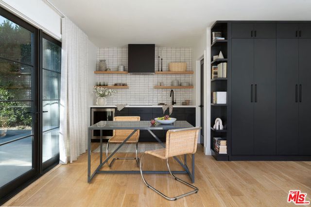 4547 Varna Avenue, Sherman Oaks, CA 91423