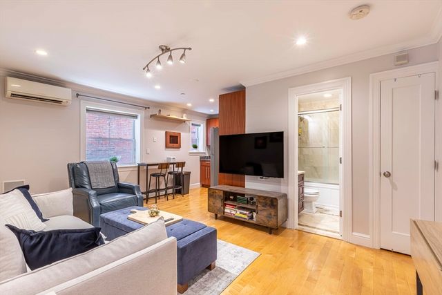 52 Cooper St. 1, Boston, MA 02113