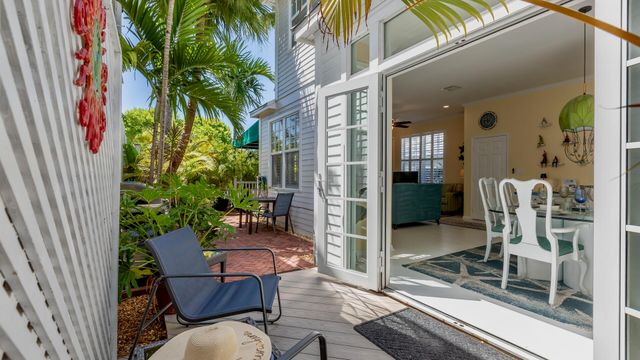 212 Fleming Street, Key West, FL 33040