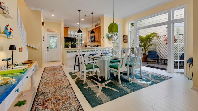 212 Fleming Street, Key West, FL 33040