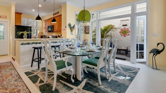 212 Fleming Street, Key West, FL 33040