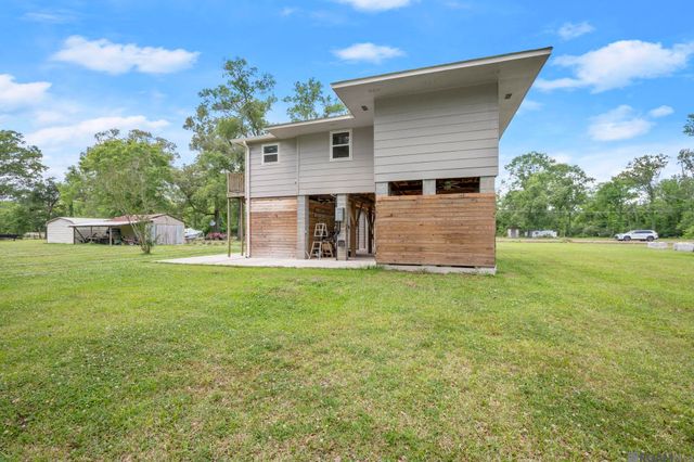 41255 Oak Harbor Rd, Prairieville, LA 70769