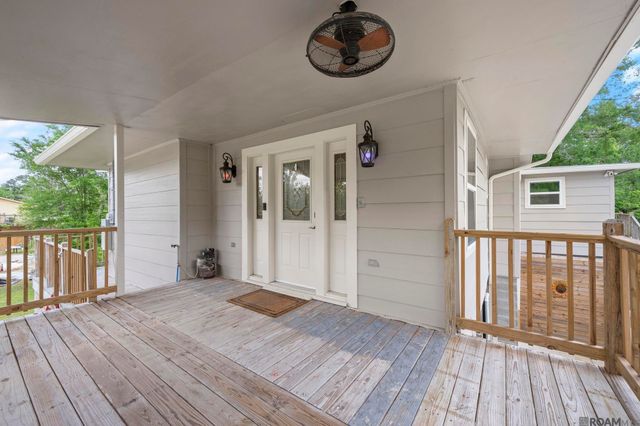41255 Oak Harbor Rd, Prairieville, LA 70769