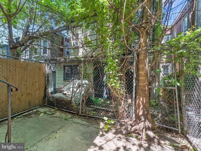 1337 S MAY ST, Philadelphia, PA 19143