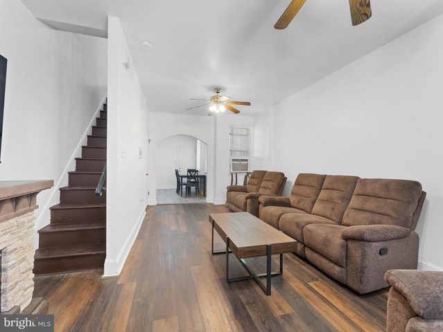 1337 S MAY ST, Philadelphia, PA 19143