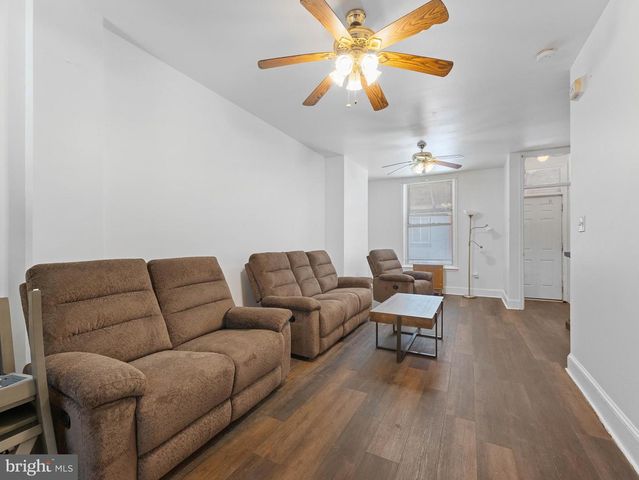 1337 S MAY ST, Philadelphia, PA 19143