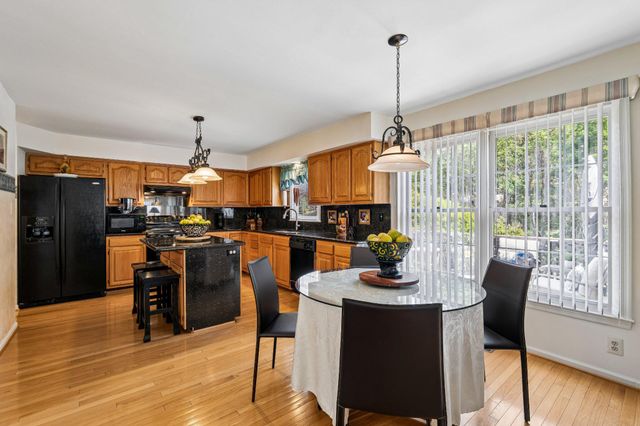 9505 BALD HILL, Mitchellville, MD 20721