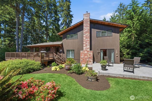 1526 S Lake Stickney Drive, Lynnwood, WA 98087