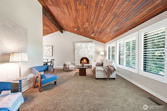 1526 S Lake Stickney Drive, Lynnwood, WA 98087
