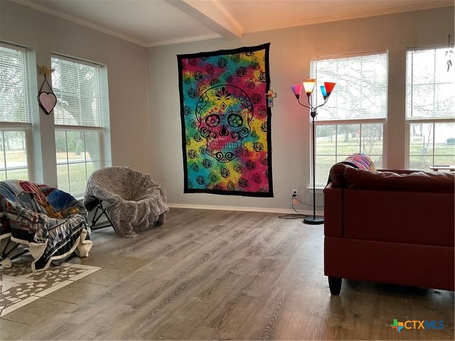 100 El Paso Street, Holland, TX 76534