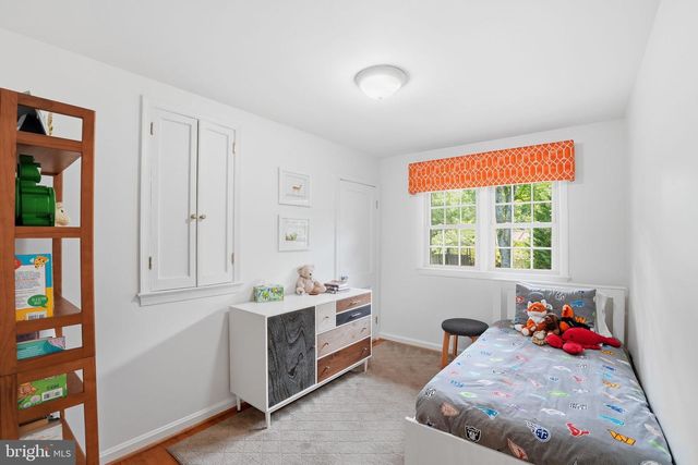 7914 BAINBRIDGE RD, Alexandria, VA 22308