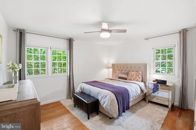 7914 BAINBRIDGE RD, Alexandria, VA 22308