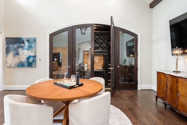 6914 Oak Manor Drive, Dallas, TX 75230