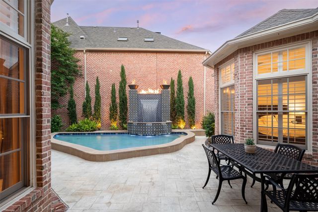 6914 Oak Manor Drive, Dallas, TX 75230