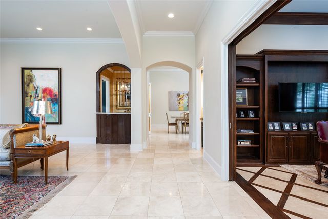 6914 Oak Manor Drive, Dallas, TX 75230