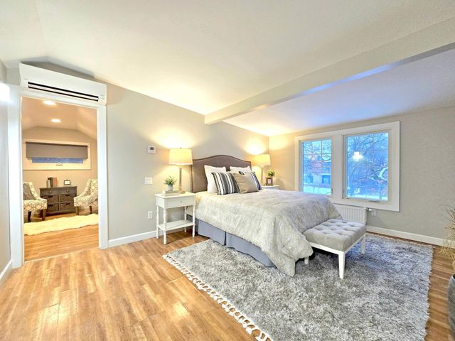 2342 Bourne Avenue, Saint Paul, MN 55108