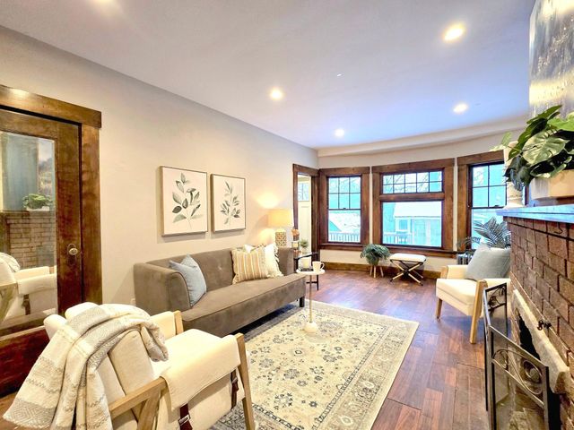 2342 Bourne Avenue, Saint Paul, MN 55108