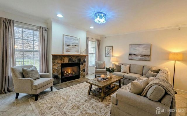 3038 King Court, Green Brook, NJ 08812