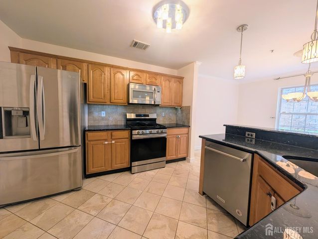 3038 King Court, Green Brook, NJ 08812