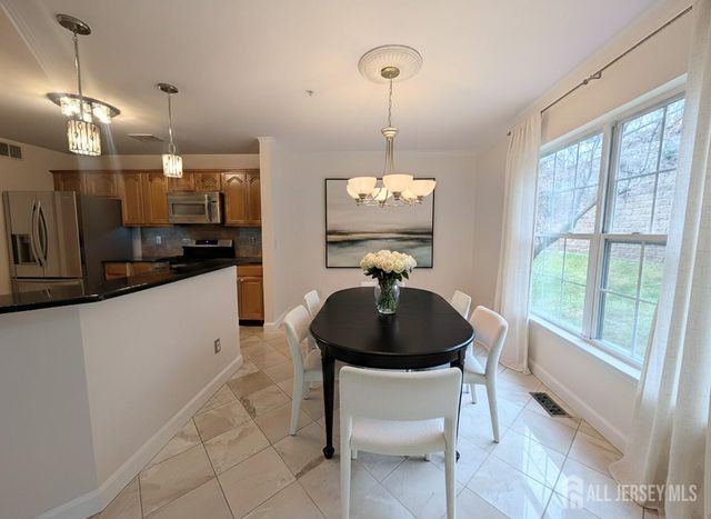 3038 King Court, Green Brook, NJ 08812