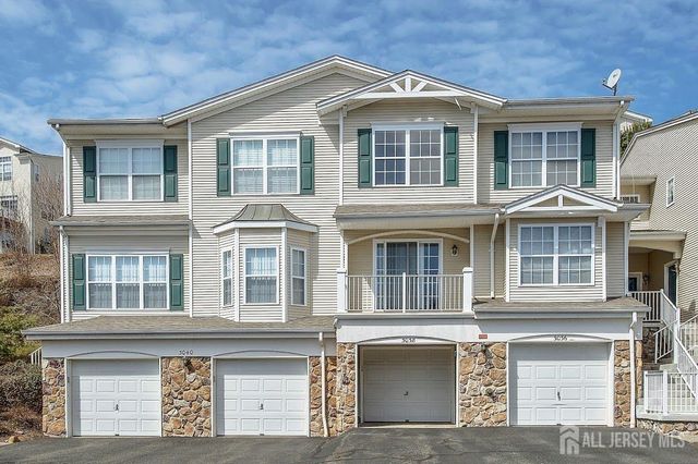 3038 King Court, Green Brook, NJ 08812