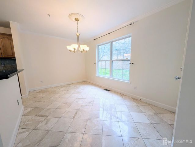 3038 King Court, Green Brook, NJ 08812