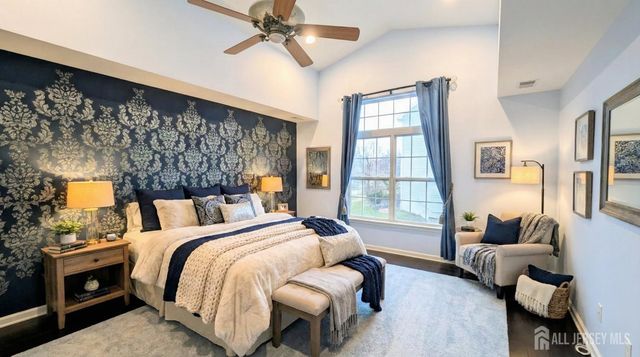 3038 King Court, Green Brook, NJ 08812