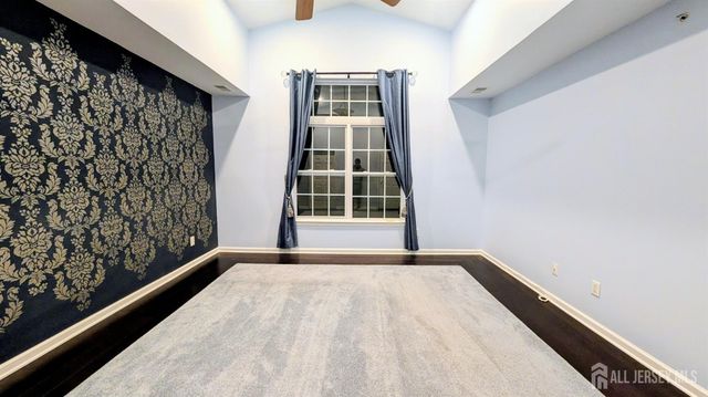 3038 King Court, Green Brook, NJ 08812