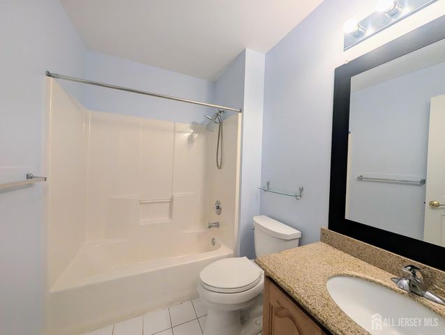 3038 King Court, Green Brook, NJ 08812