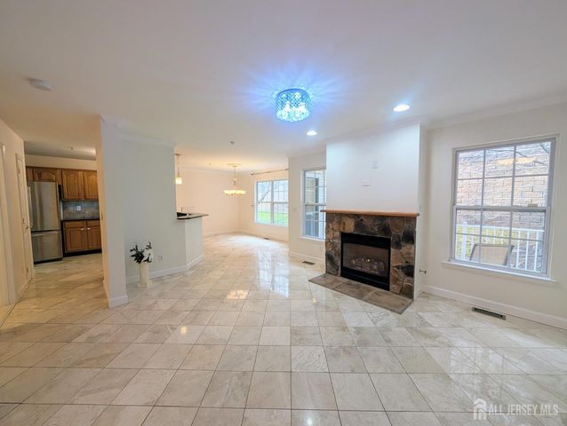 3038 King Court, Green Brook, NJ 08812