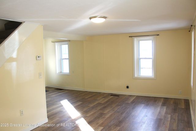 809 Warren Avenue, Charlotte, MI 48813