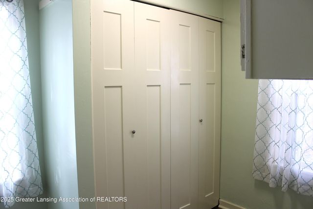 809 Warren Avenue, Charlotte, MI 48813