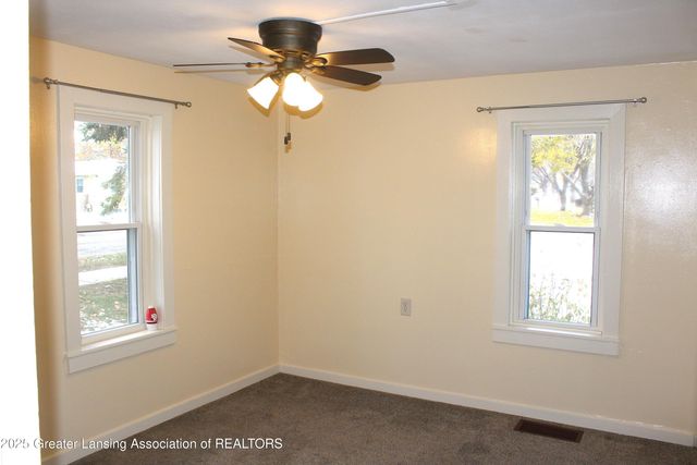 809 Warren Avenue, Charlotte, MI 48813